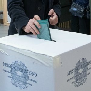 Elezioni e referendum, domenica si vota. I nomi dei presidenti di seggio a Novi