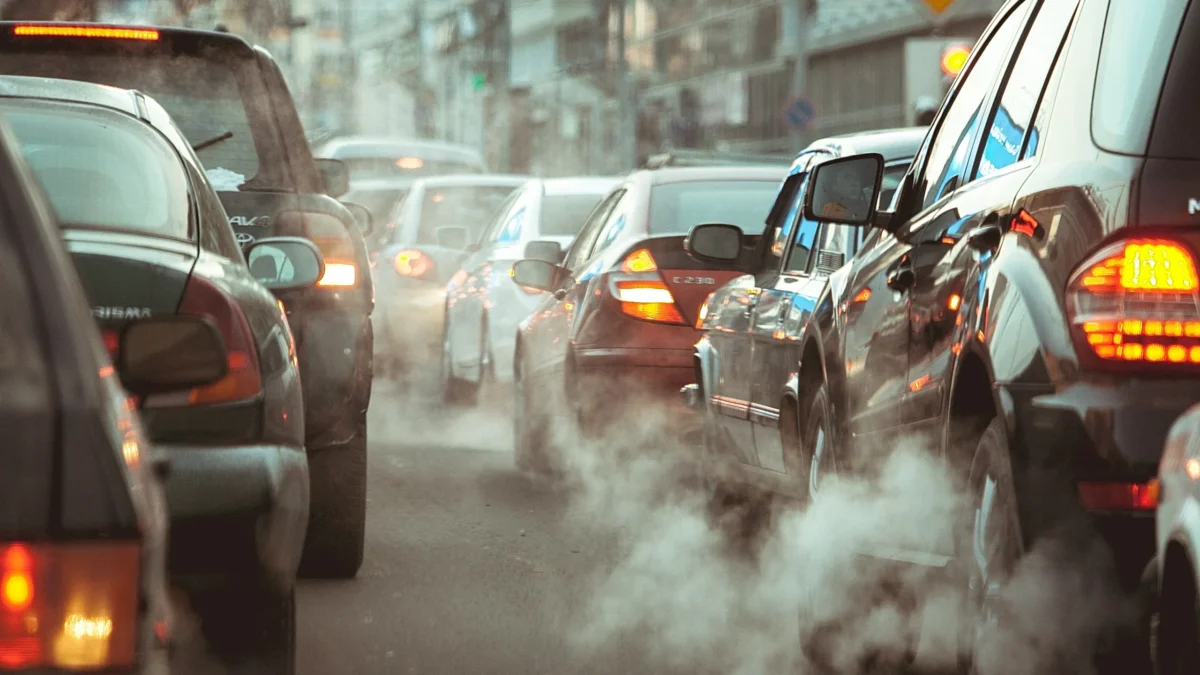 Smog, scatta il divieto di circolazione anche per le auto diesel euro 5 ma… 